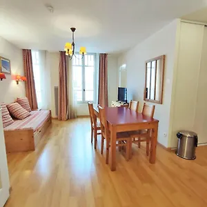  Apartamento Evasion, T3, Centre Luchon, Wifi, Casier A Skis, Ascenseur, 6 Personnes